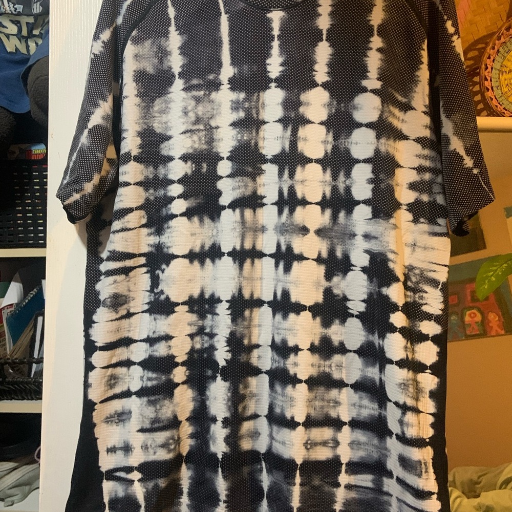 lululemon athletica Tie-Dye Black and White Tee